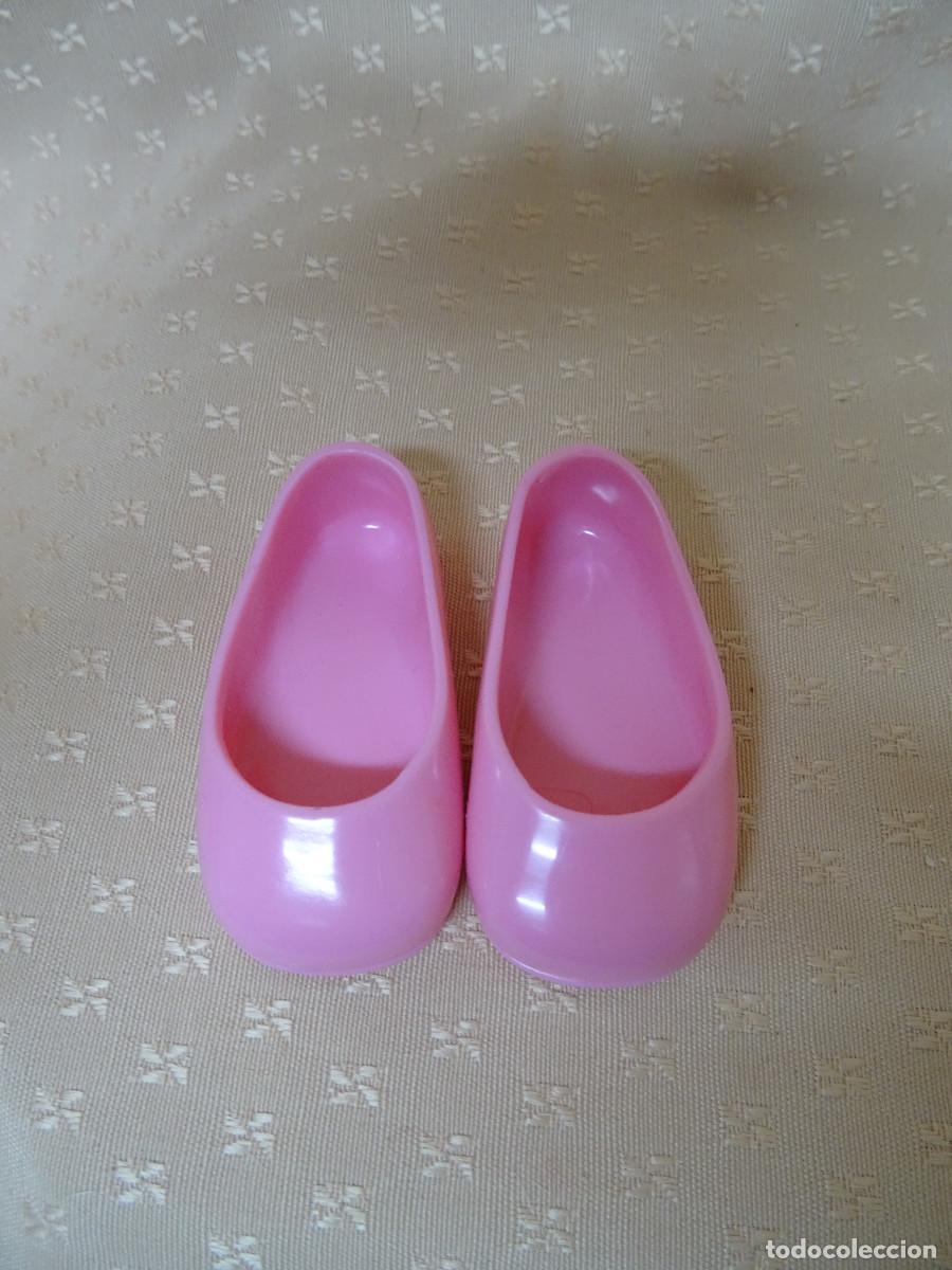 Mu&ntilde;ecas Nancy y Lucas: zapatos rosa de Nancy - Foto 1