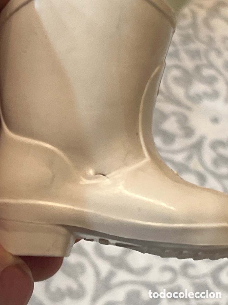 Mu&ntilde;ecas Nancy y Lucas: NANCY BOTAS BLANCAS DE AGUA ORINALES - Foto 4