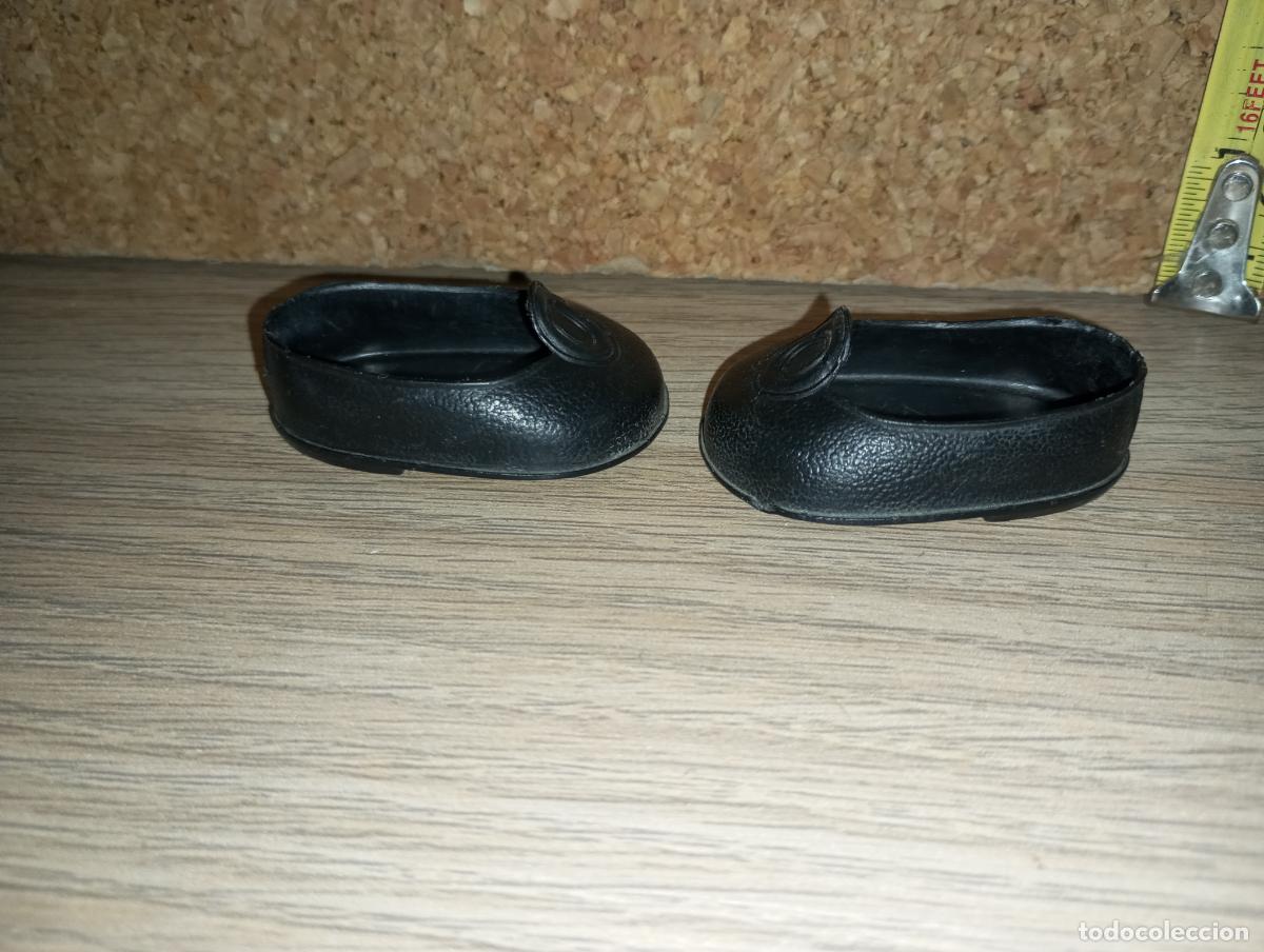 Mu&ntilde;ecas Nancy y Lucas: Zapatos negros de boton de mu&ntilde;eca Nancy - Foto 4