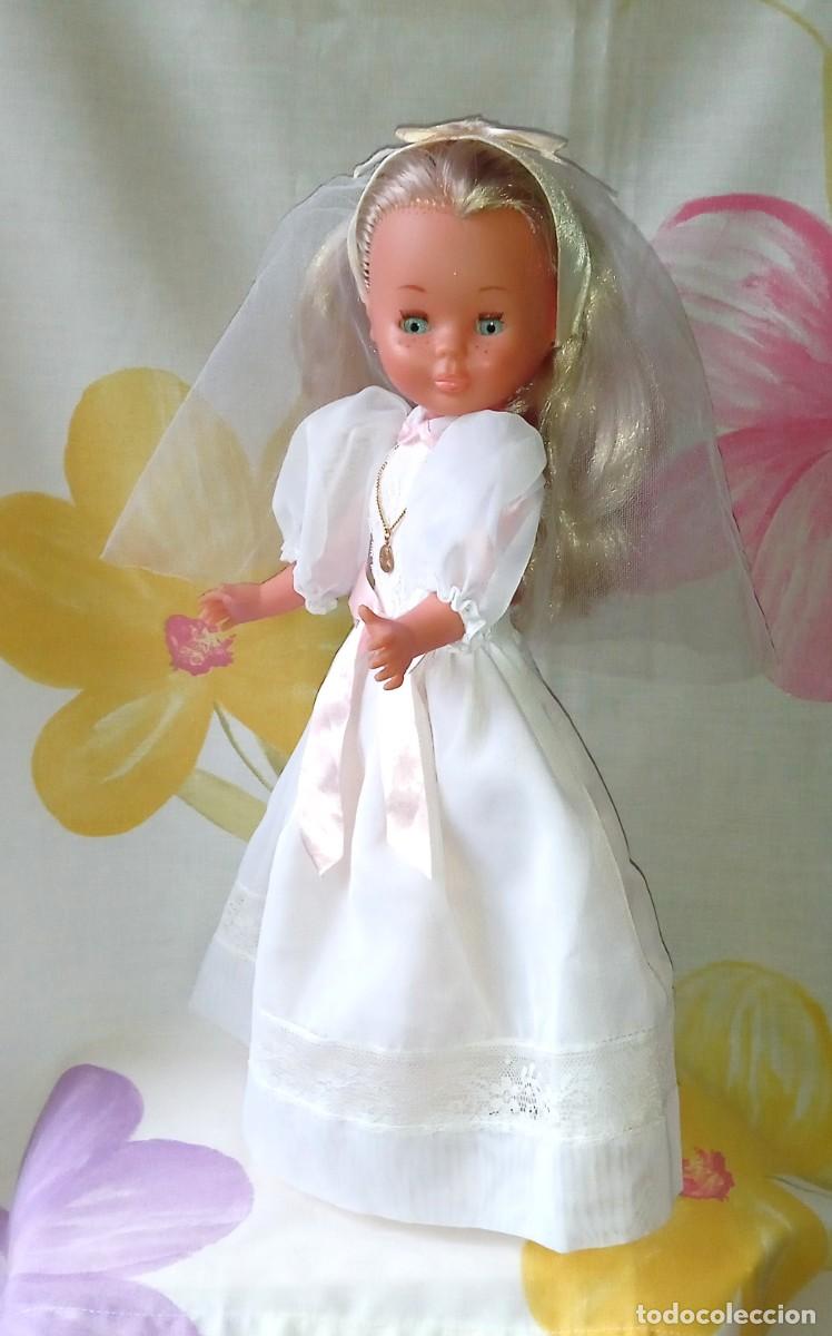 Mu&ntilde;ecas Nancy y Lucas: VESTIDO COMUNION NANCY ORIGINAL - Foto 3