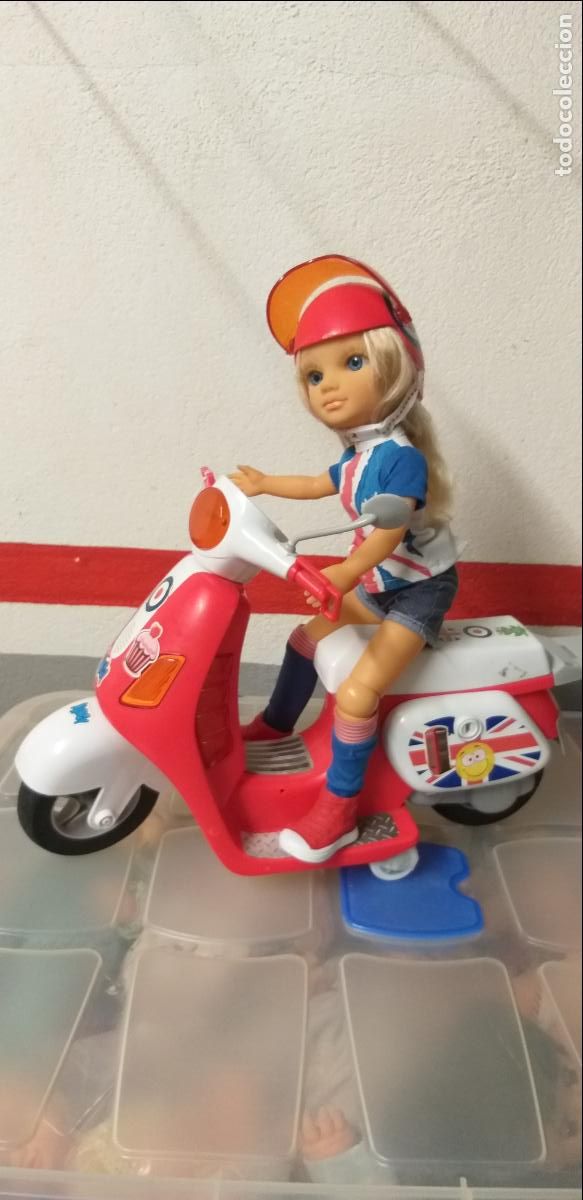 Mu&ntilde;ecas Nancy y Lucas: NANCY NEW DE FAMOSA CON MOTO - Foto 1