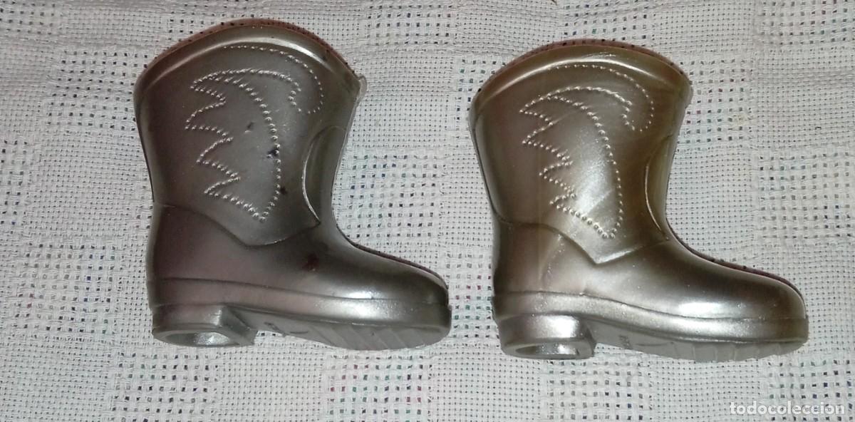 Mu&ntilde;ecas Nancy y Lucas: BOTAS PLATEADAS NANCY-ORIGINALES - Foto 1