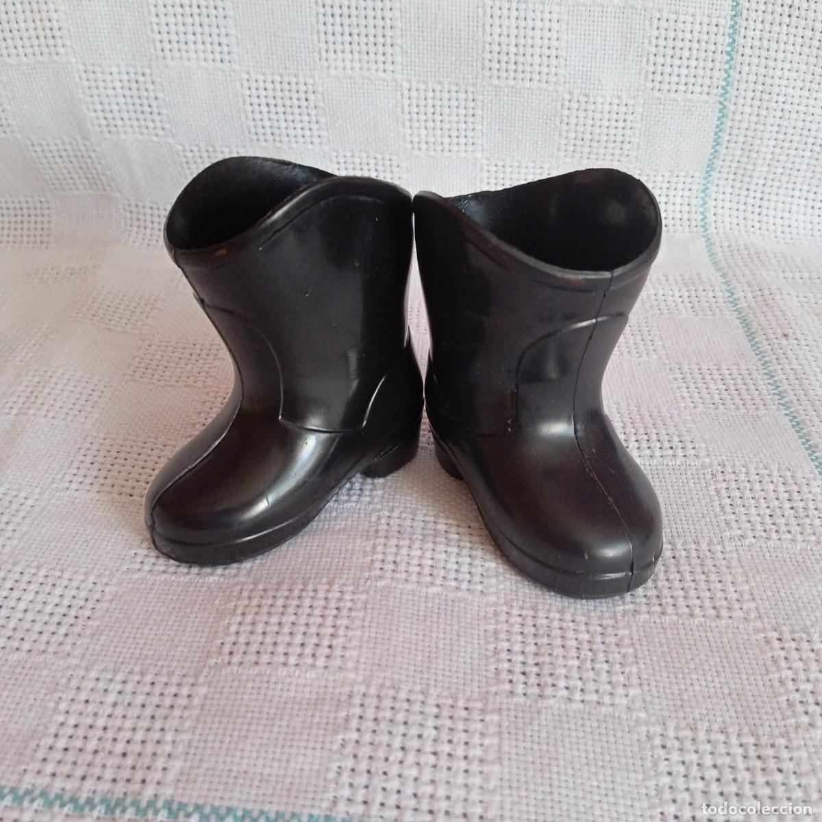 Mu&ntilde;ecas Nancy y Lucas: BOTAS DE AGUA NEGRAS NANCY - Foto 1