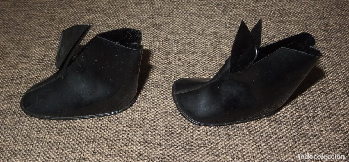 Mu&ntilde;ecas Nancy y Lucas: BOTINES NEGROS DE NANCY,A&Ntilde;OS 70 - Foto 2