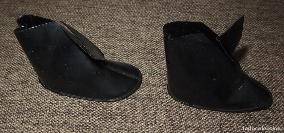 Mu&ntilde;ecas Nancy y Lucas: BOTINES NEGROS DE NANCY,A&Ntilde;OS 70 - Foto 3