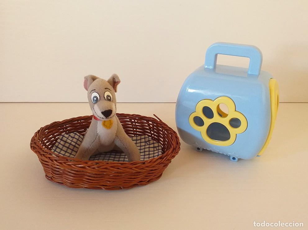 Mu&ntilde;ecas Nancy y Lucas: Accesorios para Nancy transport&iacute;n cama y perrito McDonalds
