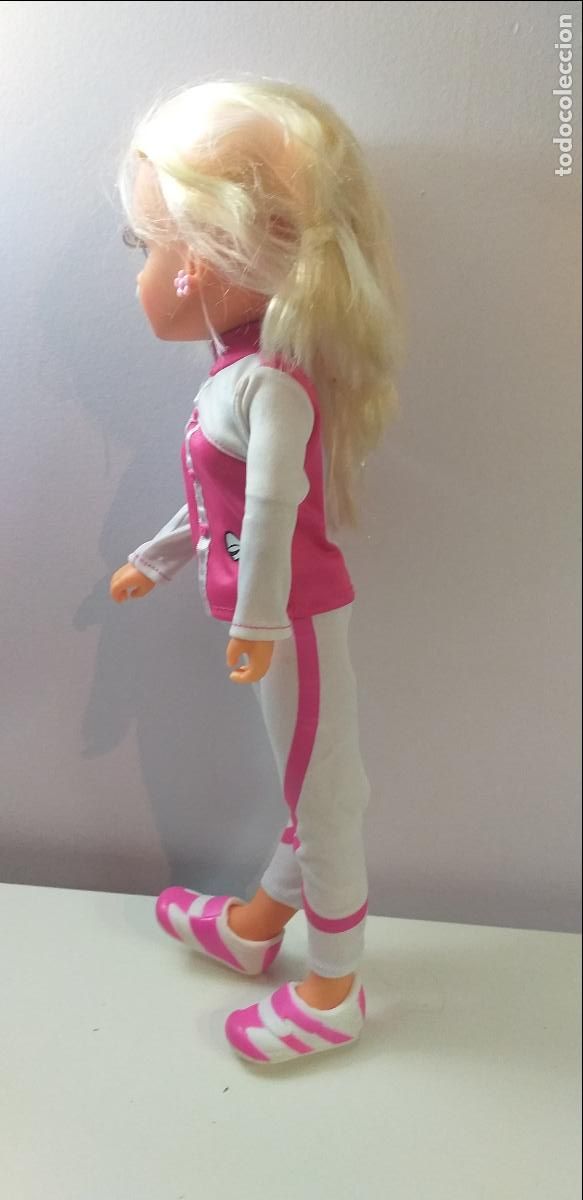 Mu&ntilde;ecas Nancy y Lucas: Mu&ntilde;eca NANCY articulada con traje deportivo - Foto 2