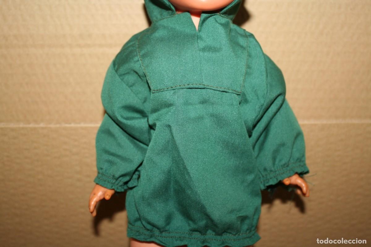 Mu&ntilde;ecas Nancy y Lucas: jersey sudadera verde modelo campera mu&ntilde;eca nancy poco uso - Foto 1