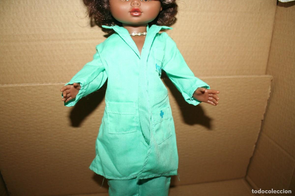 Mu&ntilde;ecas Nancy y Lucas: conjunto doctora original mu&ntilde;eca nancy new - Foto 1