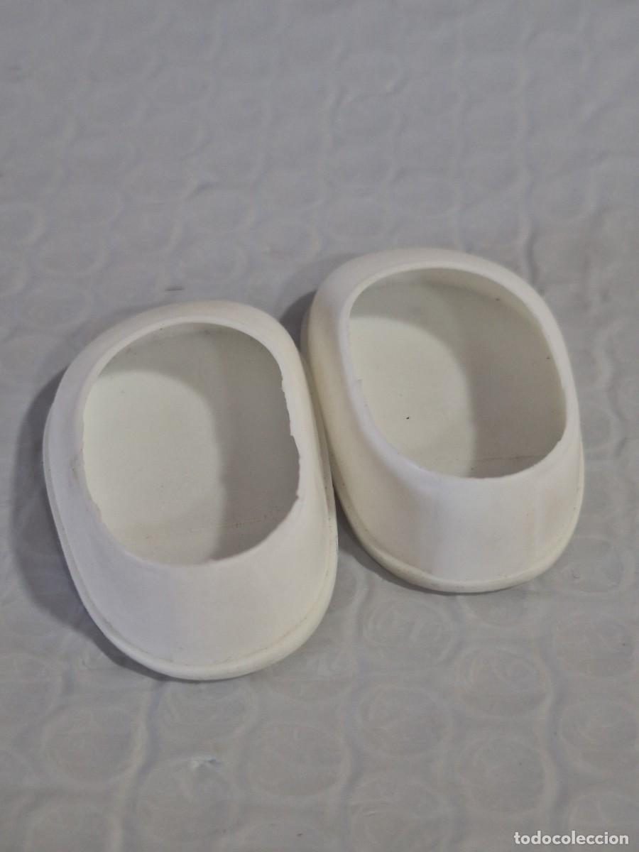Mu&ntilde;ecas Nancy y Lucas: Zapatos blancos mu&ntilde;eca Nancy . - Foto 2