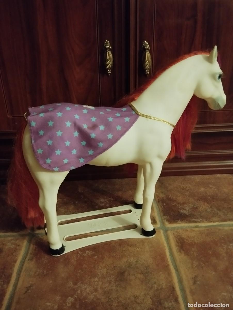 Mu&ntilde;ecas Nancy y Lucas: Caballo con peana de Nancy - Foto 2