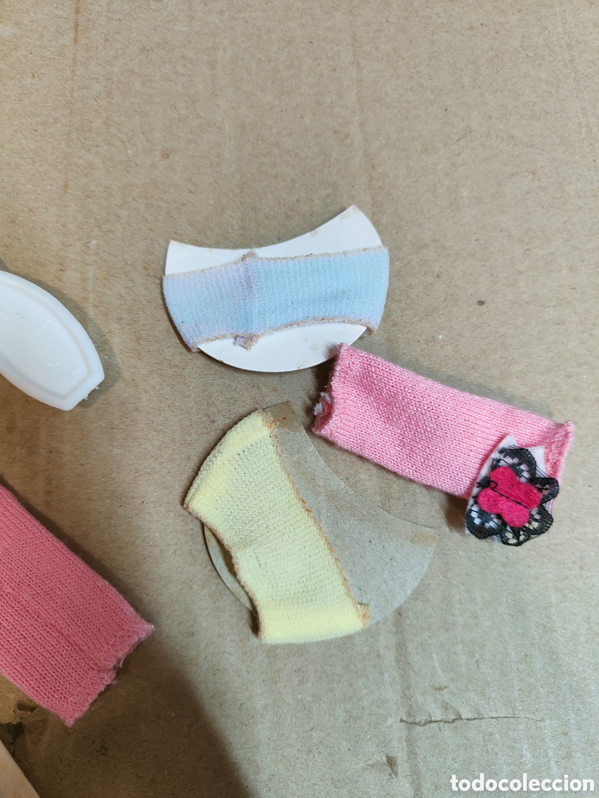 Mu&ntilde;ecas Nancy y Lucas: Lote de accesorios de ropa Nancy original - Foto 4