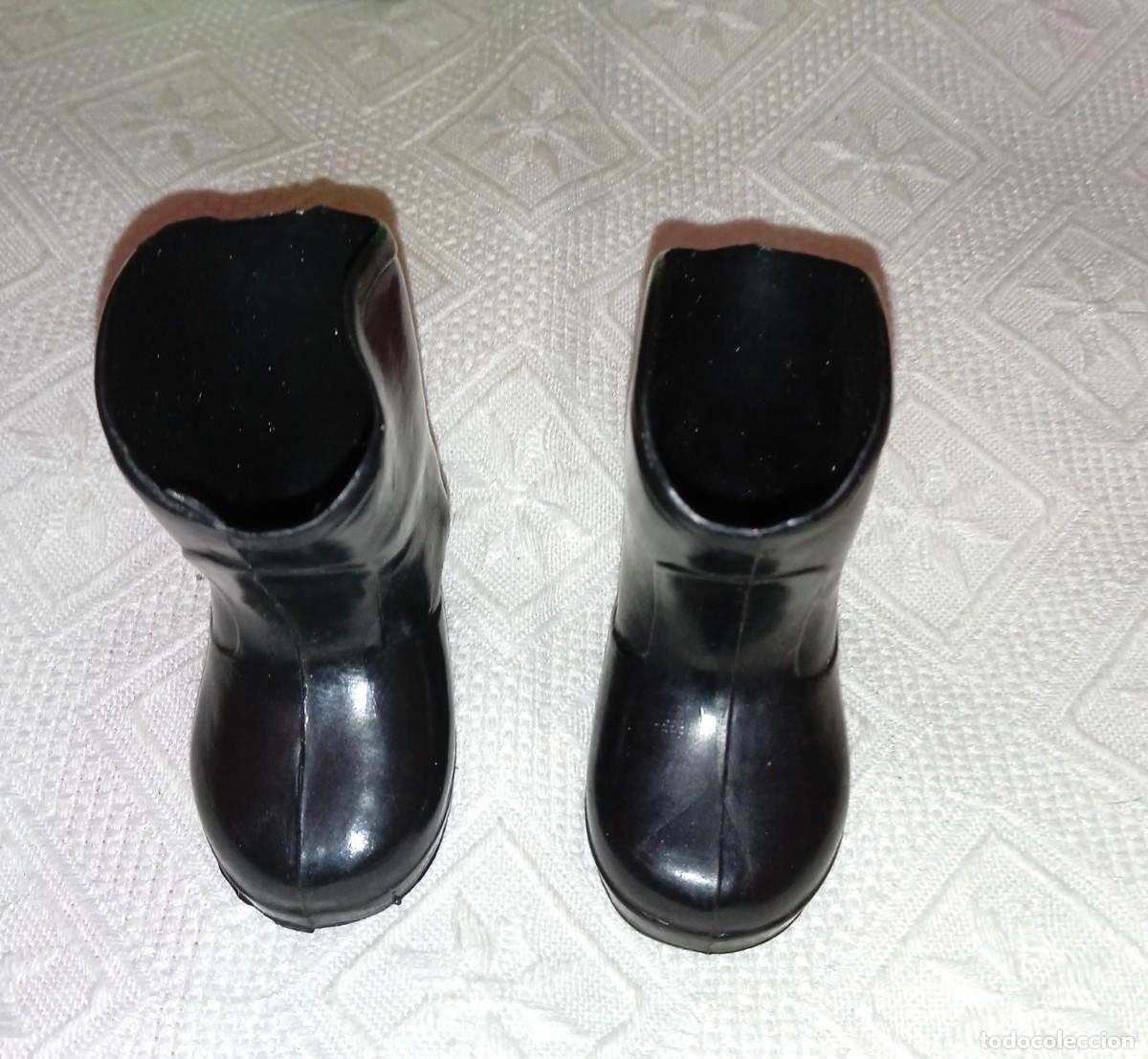 Mu&ntilde;ecas Nancy y Lucas: BOTAS NEGRAS DE AGUA NANCY - Foto 3