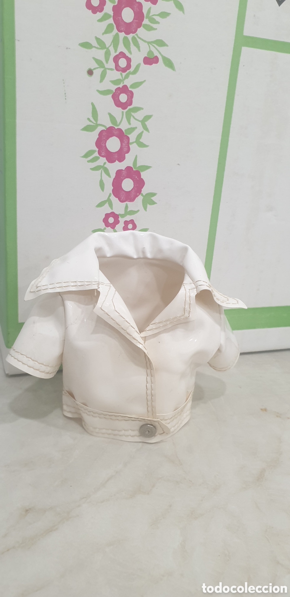 Mu&ntilde;ecas Nancy y Lucas: Chaqueta o cazadora de la mu&ntilde;eca Nancy min - Foto 1