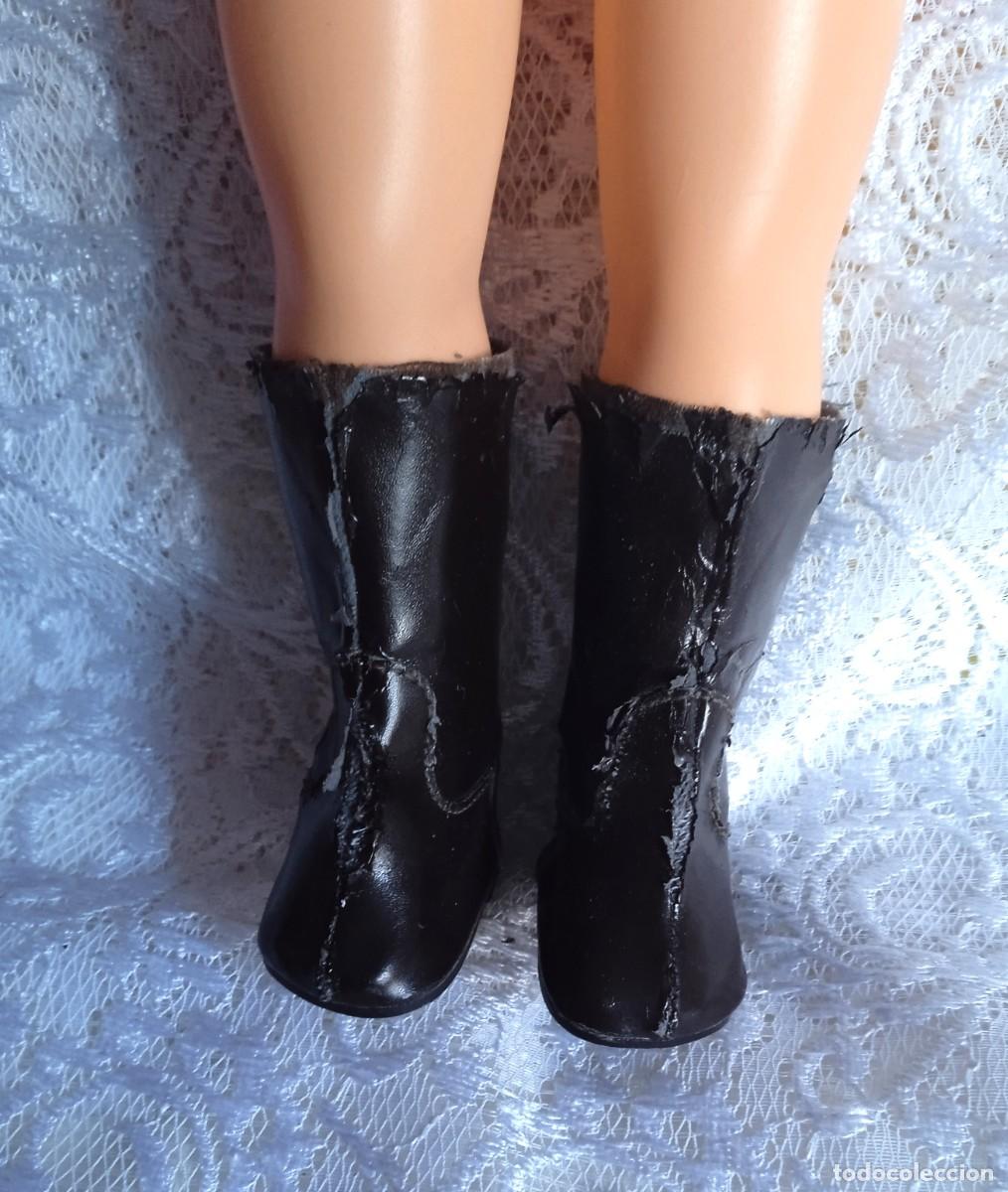 Mu&ntilde;ecas Nancy y Lucas: BOTAS MARRONES COLECCION QUIRON NANCY - Foto 1