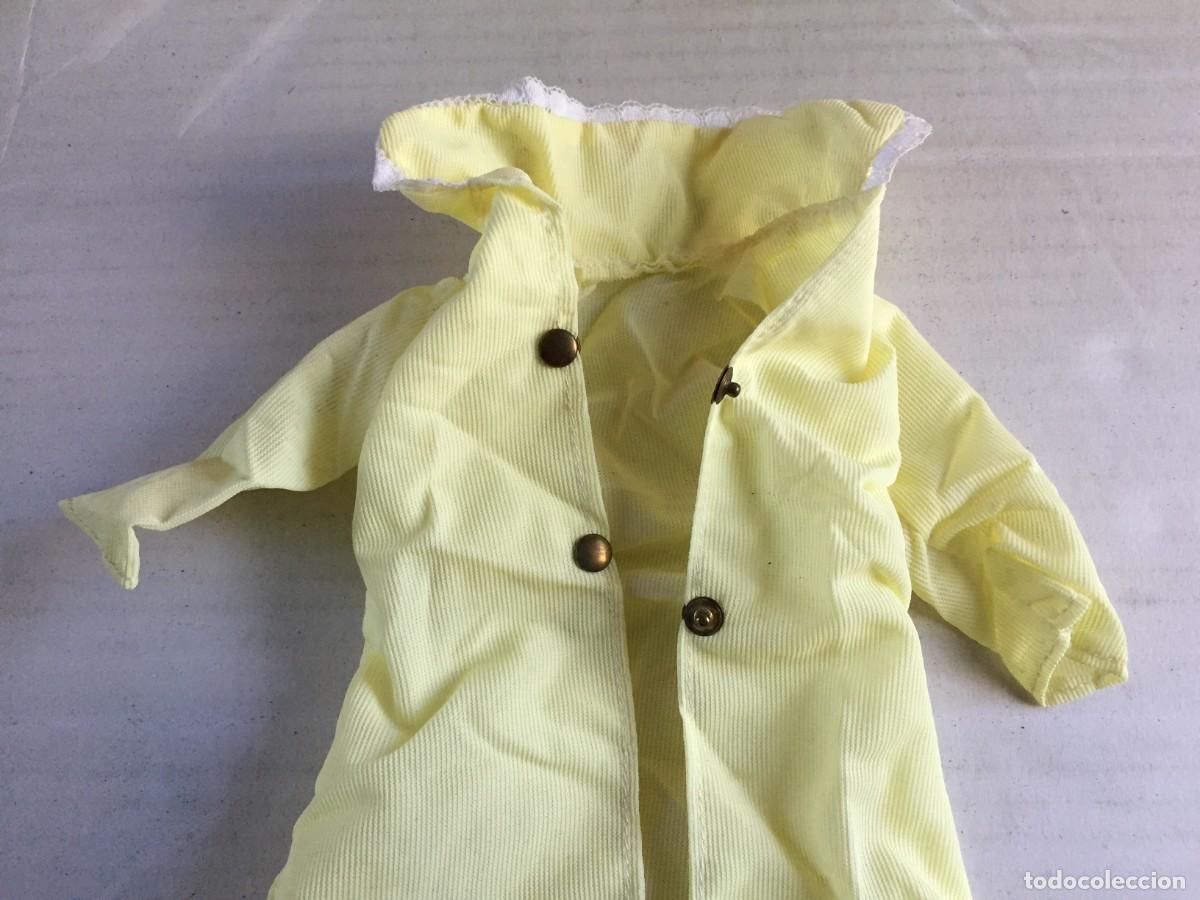 Mu&ntilde;ecas Nancy y Lucas: Nancy de famosa bata y camis&oacute;n amarillo - Foto 2