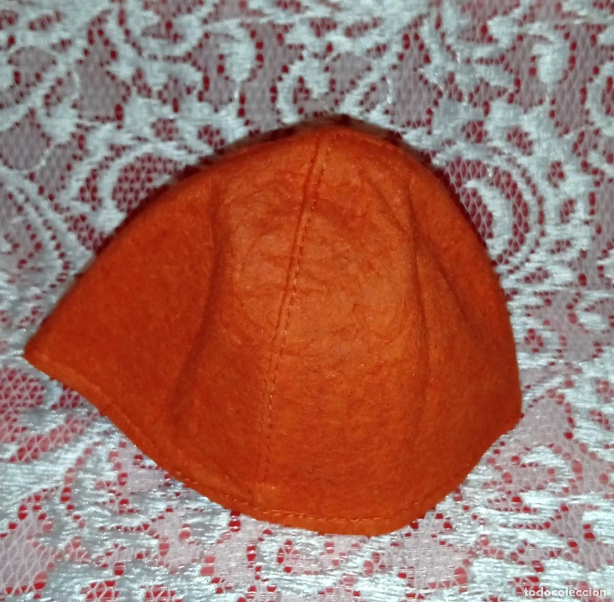 Mu&ntilde;ecas Nancy y Lucas: GORRA DEL CONJUNTO MINI SHORT A&Ntilde;OS 70 - Foto 4