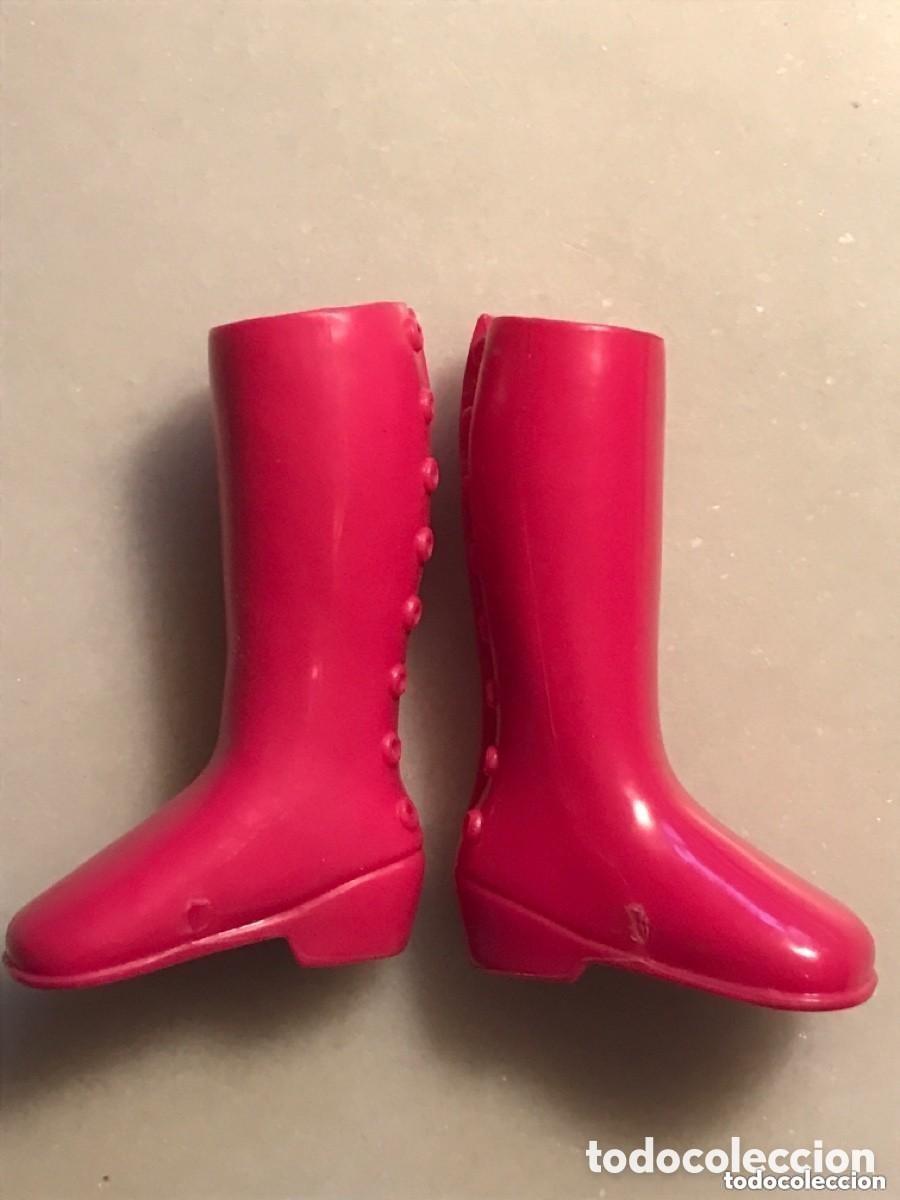 Mu&ntilde;ecas Nancy y Lucas: Par de botas rosas para mu&ntilde;eca Nancy New - Foto 1
