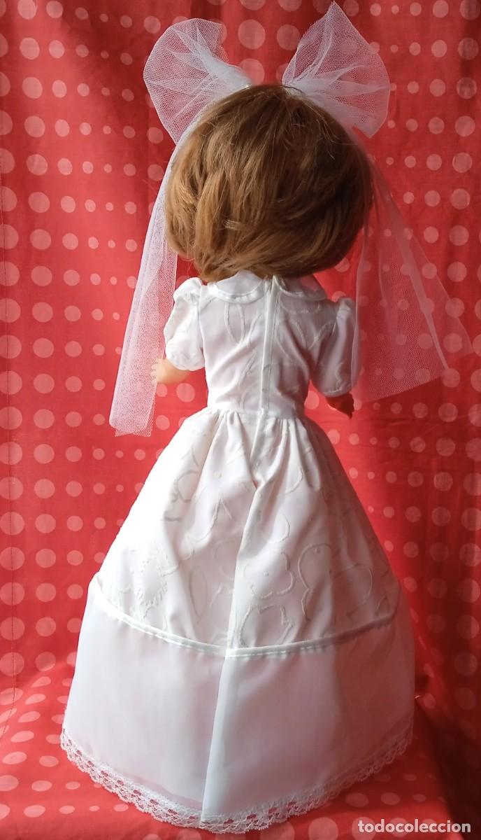 Mu&ntilde;ecas Nancy y Lucas: VESTIDO COMUNION NANCY CON VELO ORIGINAL - Foto 5