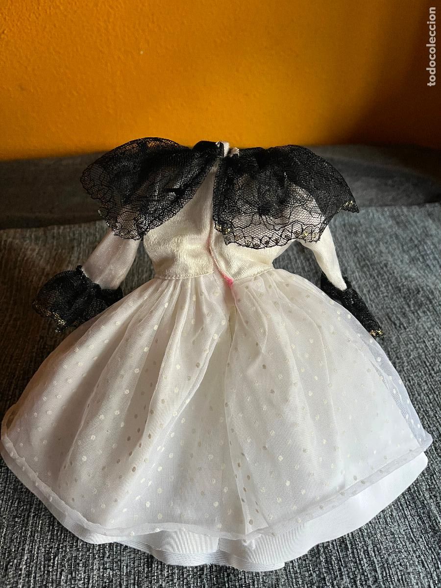 Mu&ntilde;ecas Nancy y Lucas: Vestido de Nancy en buen estado - Foto 3