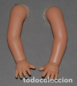 Mu&ntilde;ecas Nancy y Lucas: PAREJA DE BRAZOS PARA NANCY DE LOS 80 COMPATIBLES CON LOS 70-10 - Foto 1