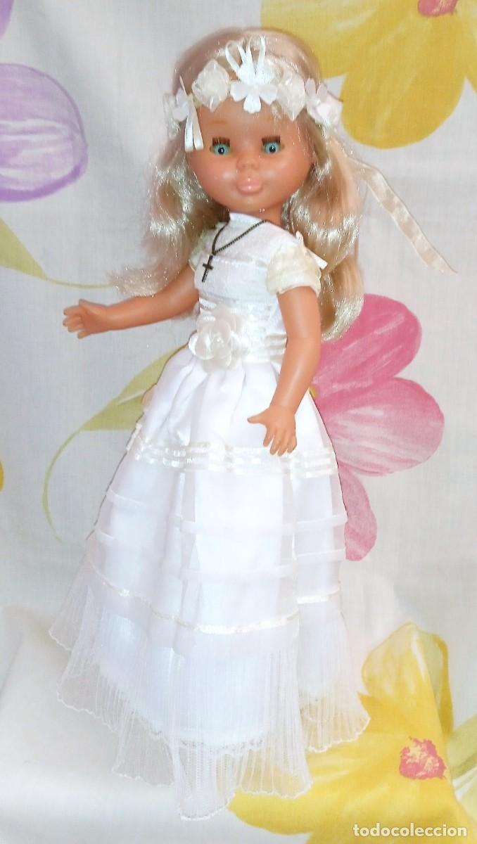 Mu&ntilde;ecas Nancy y Lucas: VESTIDO COMUNION NANCY-A&Ntilde;O 2011 - Foto 3
