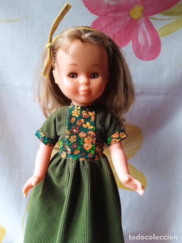 Mu&ntilde;ecas Nancy y Lucas: VESTIDO VERDE PANA NANCY - Foto 4