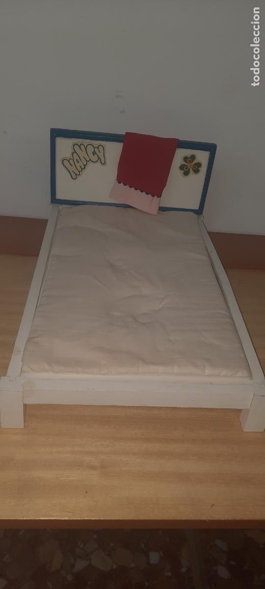 Mu&ntilde;ecas Nancy y Lucas: CAMA NANCY Y FUNDA ALMOHADA - Foto 1