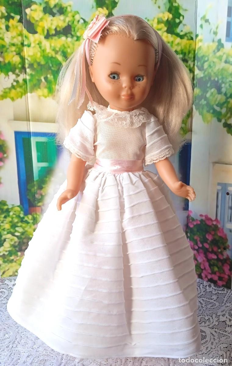 Mu&ntilde;ecas Nancy y Lucas: VESTIDO COMUNION NANCY-A&Ntilde;OS 70 - Foto 3