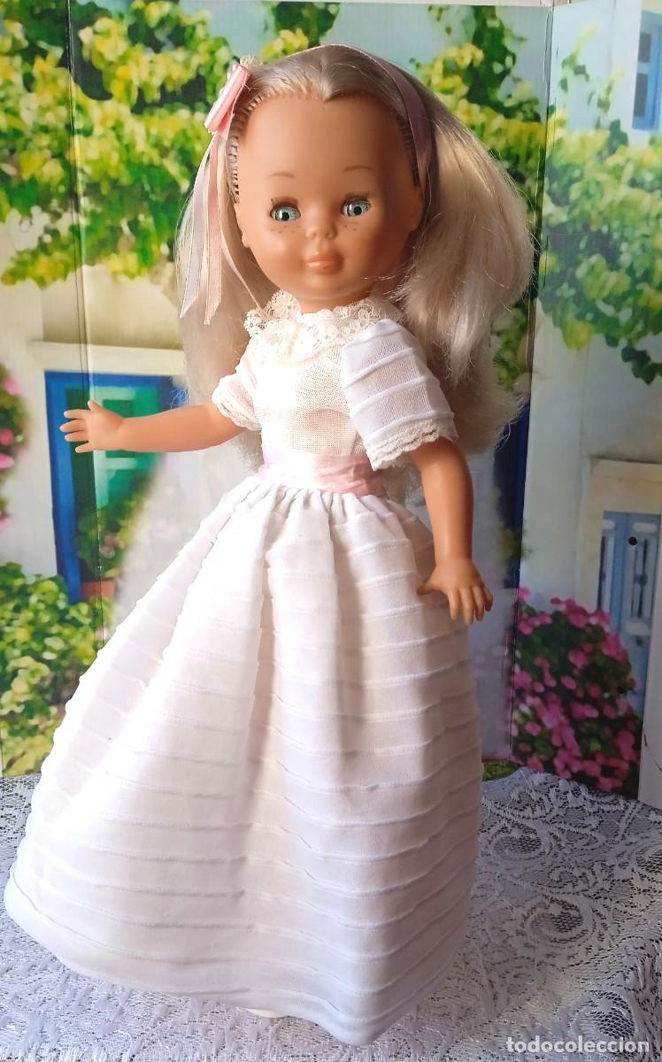 Mu&ntilde;ecas Nancy y Lucas: VESTIDO COMUNION NANCY-A&Ntilde;OS 70 - Foto 4