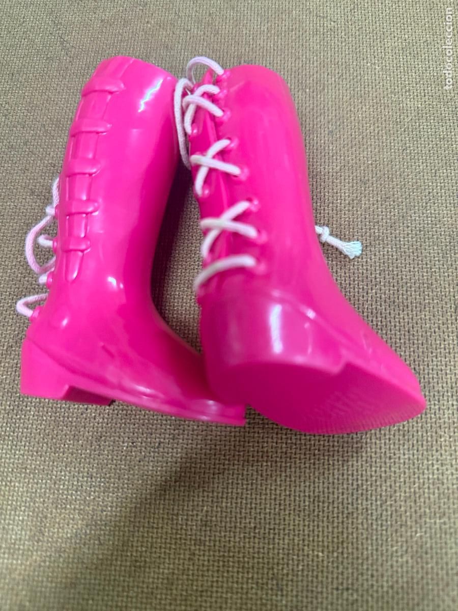 Mu&ntilde;ecas Nancy y Lucas: Antiguas botas NANCY NEW. - Foto 1