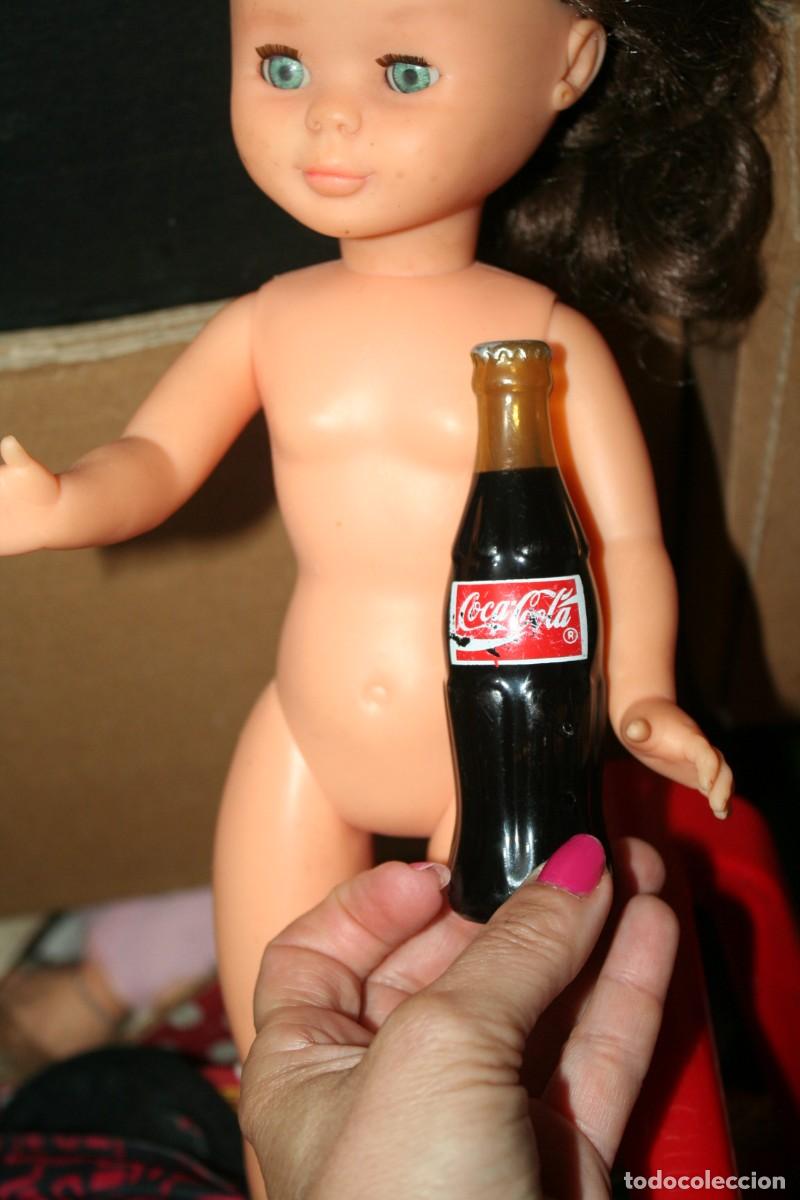 Mu&ntilde;ecas Nancy y Lucas: botella coca cola mu&ntilde;eca nancy - Foto 2