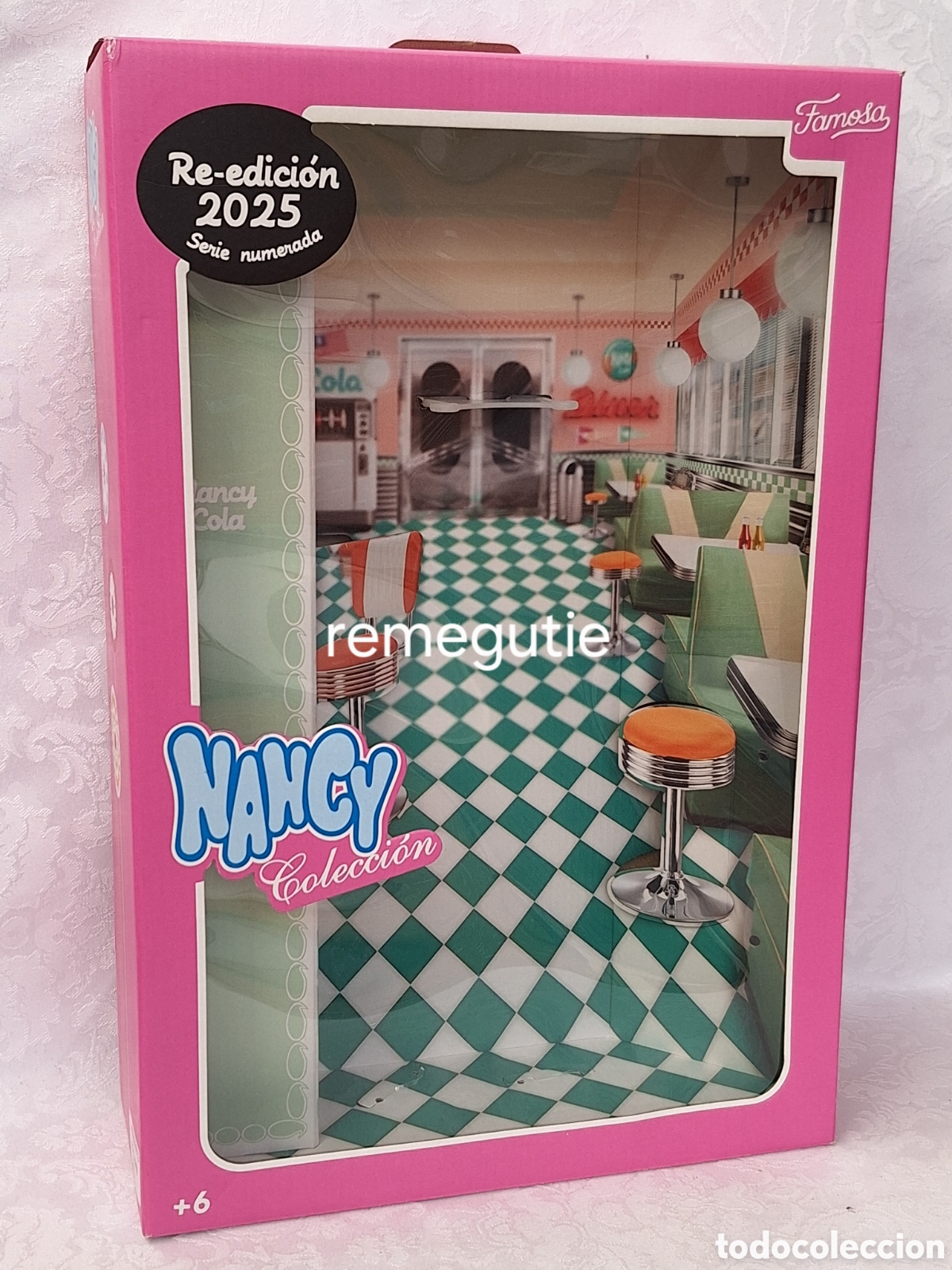 Mu&ntilde;ecas Nancy y Lucas: Caja de Nancy coca cola - Foto 2