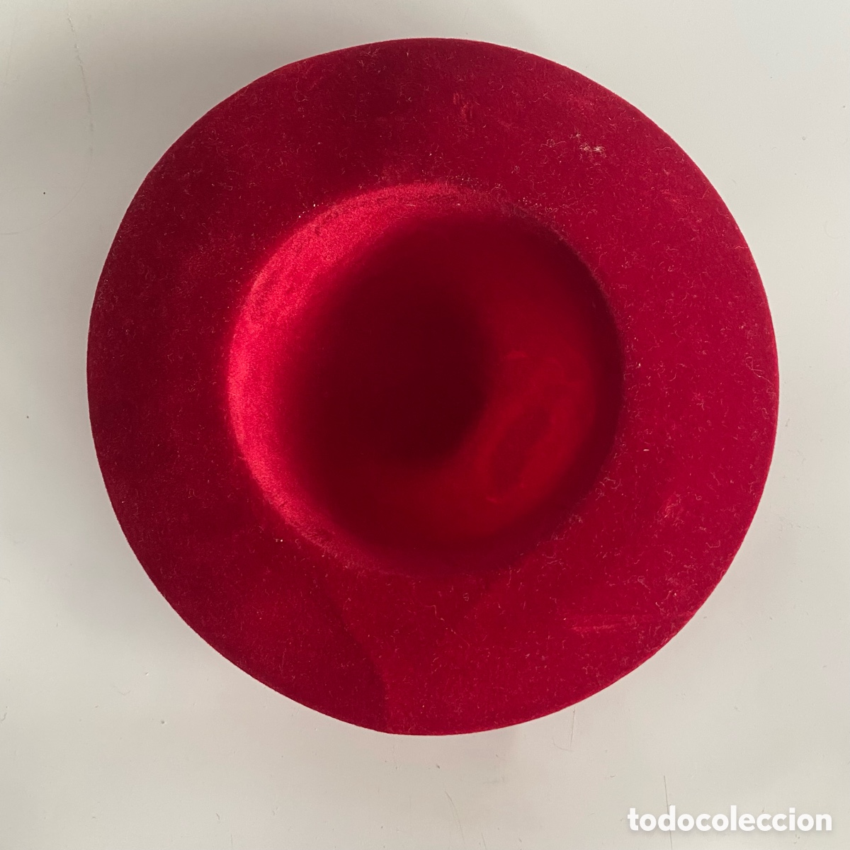 Mu&ntilde;ecas Nancy y Lucas: Sombrero para Nancy granate - Foto 2