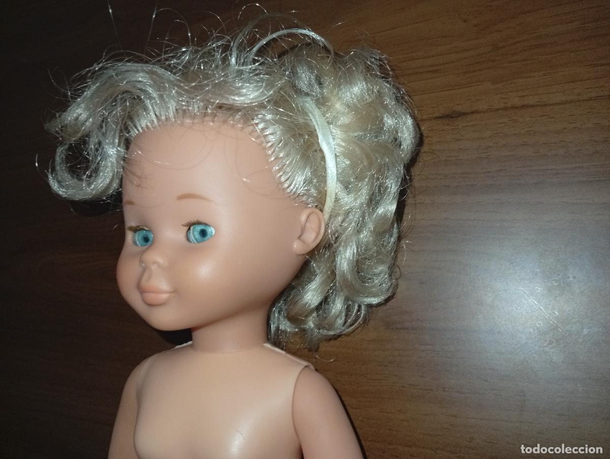 Mu&ntilde;ecas Nancy y Lucas: Mu&ntilde;eca Nancy pelo risado rubia - Foto 3
