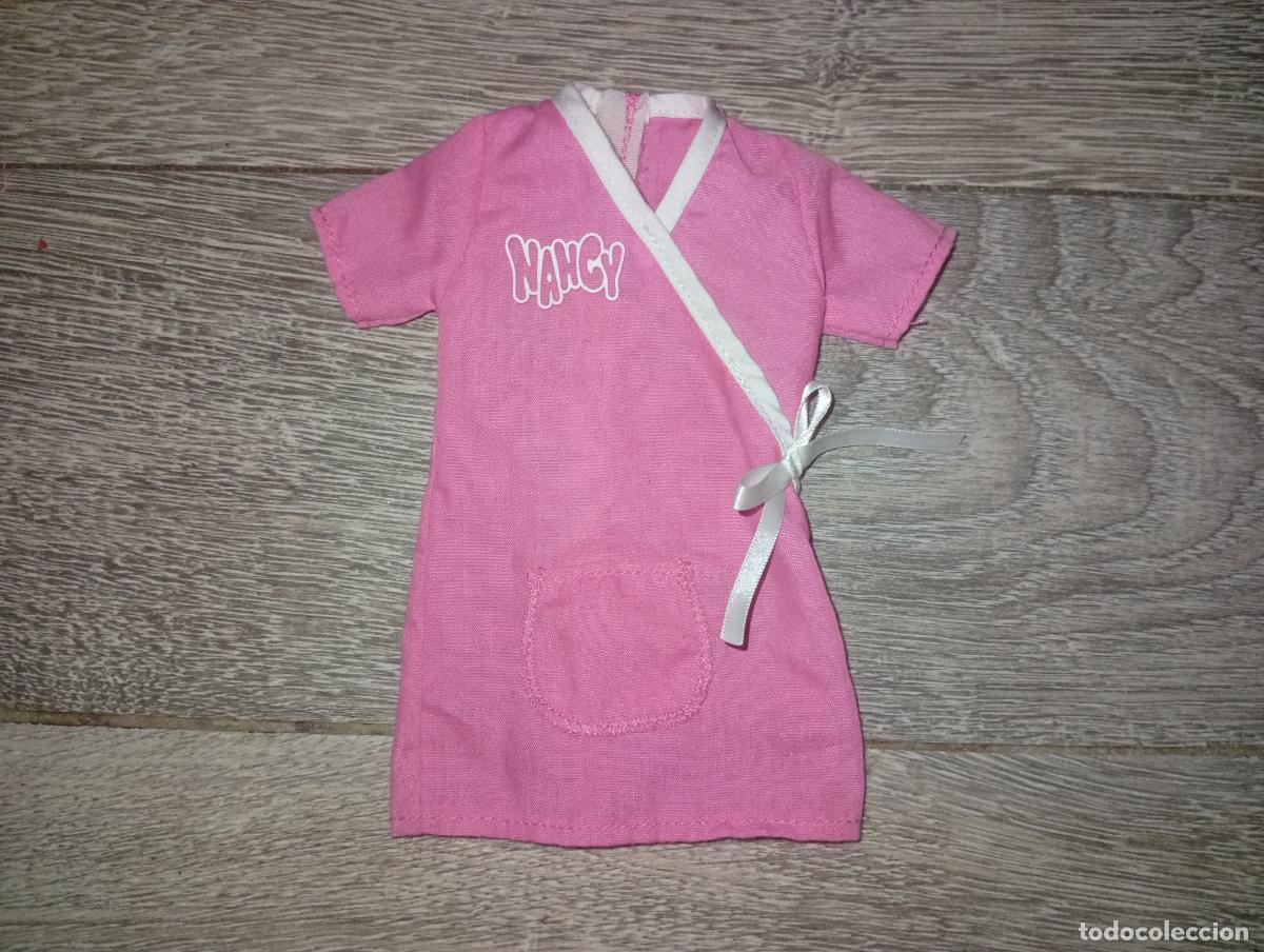 Mu&ntilde;ecas Nancy y Lucas: Vestido bata de mu&ntilde;eca Nancy new Nancy moderna - Foto 1