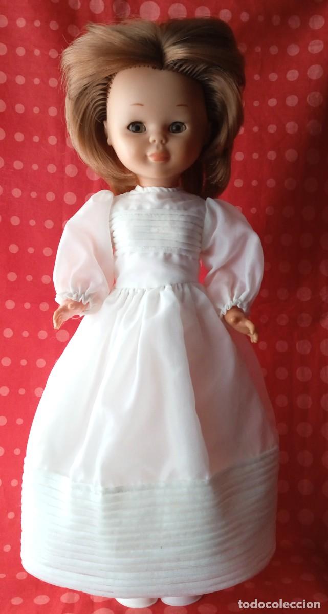 Mu&ntilde;ecas Nancy y Lucas: VESTIDO COMUNION A&Ntilde;OS 70 - Foto 1
