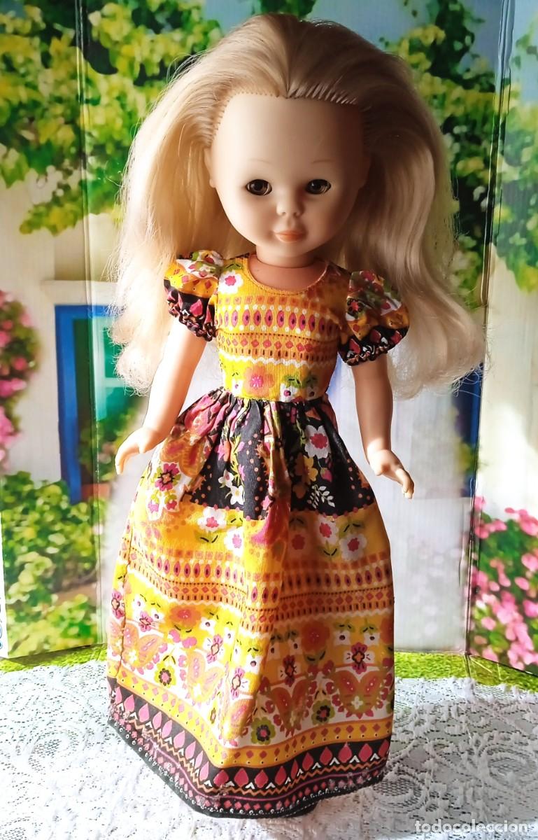 Mu&ntilde;ecas Nancy y Lucas: VESTIDO FLORES DE LARGO NANCY-A&Ntilde;OS 70 - Foto 1