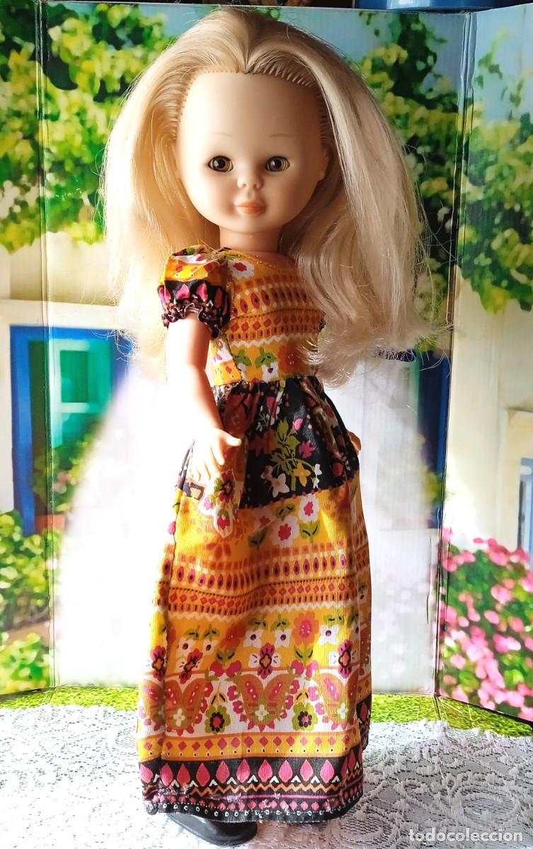 Mu&ntilde;ecas Nancy y Lucas: VESTIDO FLORES DE LARGO NANCY-A&Ntilde;OS 70 - Foto 2