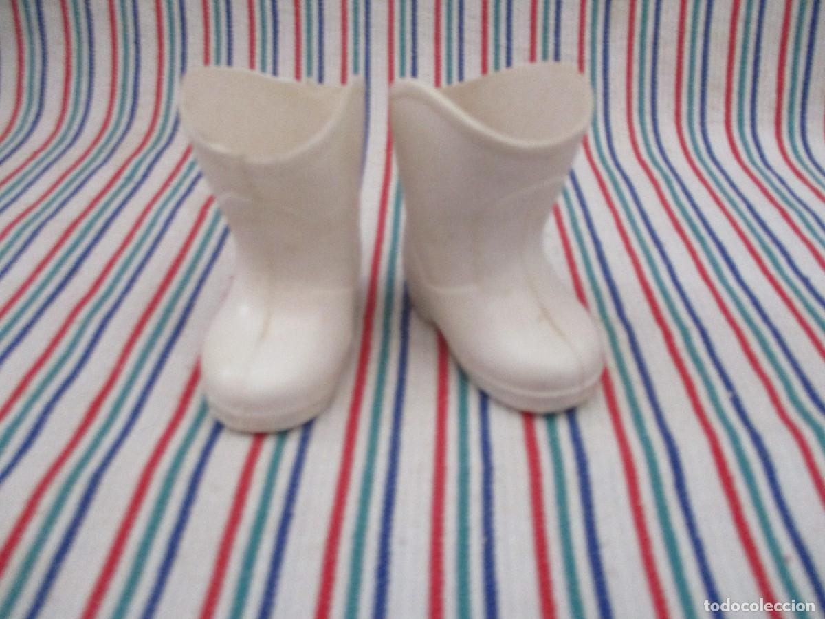 Mu&ntilde;ecas Nancy y Lucas: BOTAS BLANCAS ORIGINALES NANCY - Foto 4