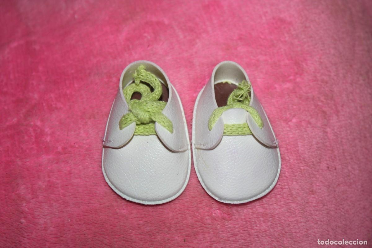Mu&ntilde;ecas Nancy y Lucas: zapatos mu&ntilde;eca nancy blancos - Foto 1