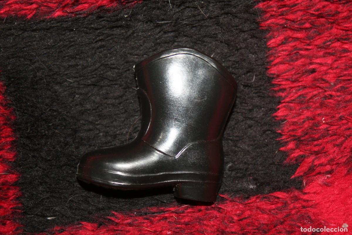 Mu&ntilde;ecas Nancy y Lucas: BOTA ORIGINAL MU&Ntilde;ECA LESLY DERECHA 3 - Foto 1