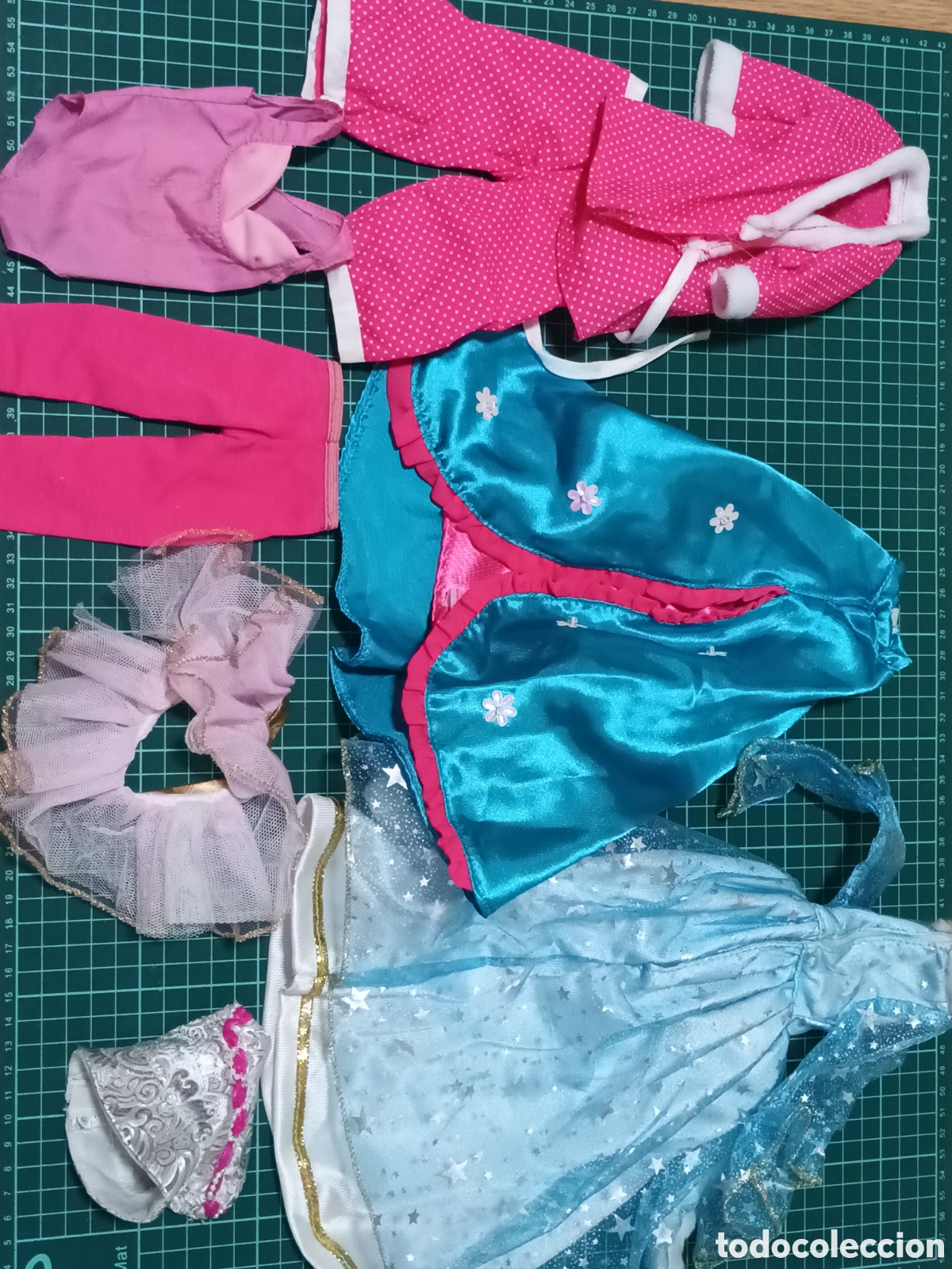 Mu&ntilde;ecas Nancy y Lucas: Gran lote ropa y accesorios Nancy - Foto 3
