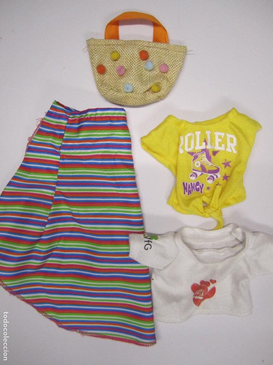 Mu&ntilde;ecas Nancy y Lucas: lote ropa mu&ntilde;eca nancy - Foto 1