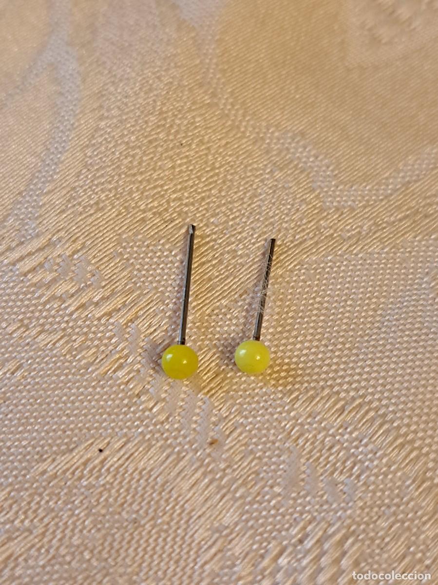 Mu&ntilde;ecas Nancy y Lucas: Pendientes de perla Nancy color amarillo claro - Foto 2