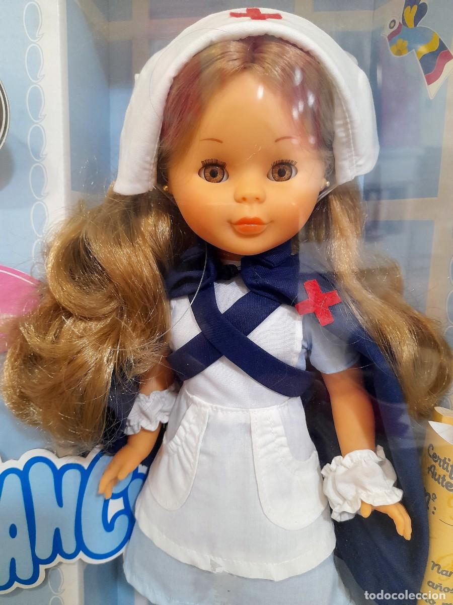 Mu&ntilde;ecas Nancy y Lucas: Mu&ntilde;eca Nancy Enfermera - Foto 2