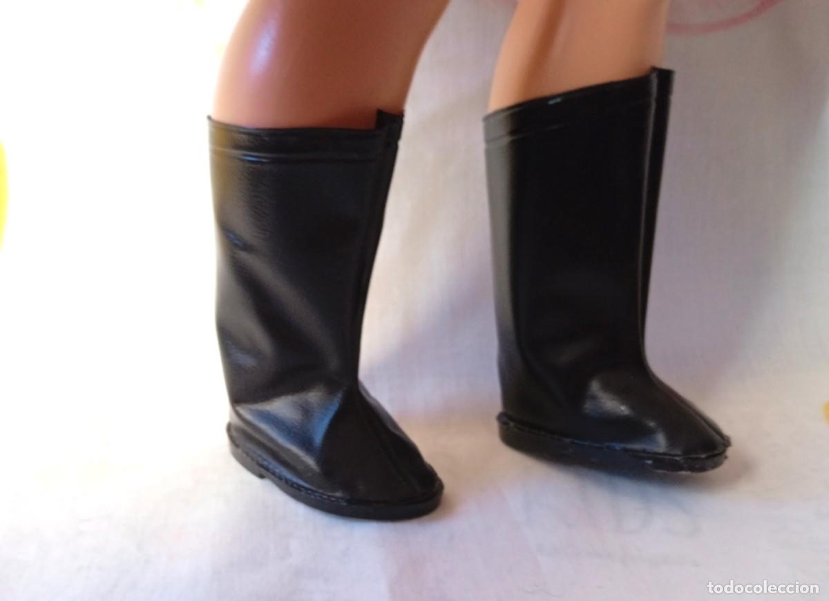 Mu&ntilde;ecas Nancy y Lucas: BOTAS NEGRAS NANCY-A&Ntilde;OS 70 - Foto 2