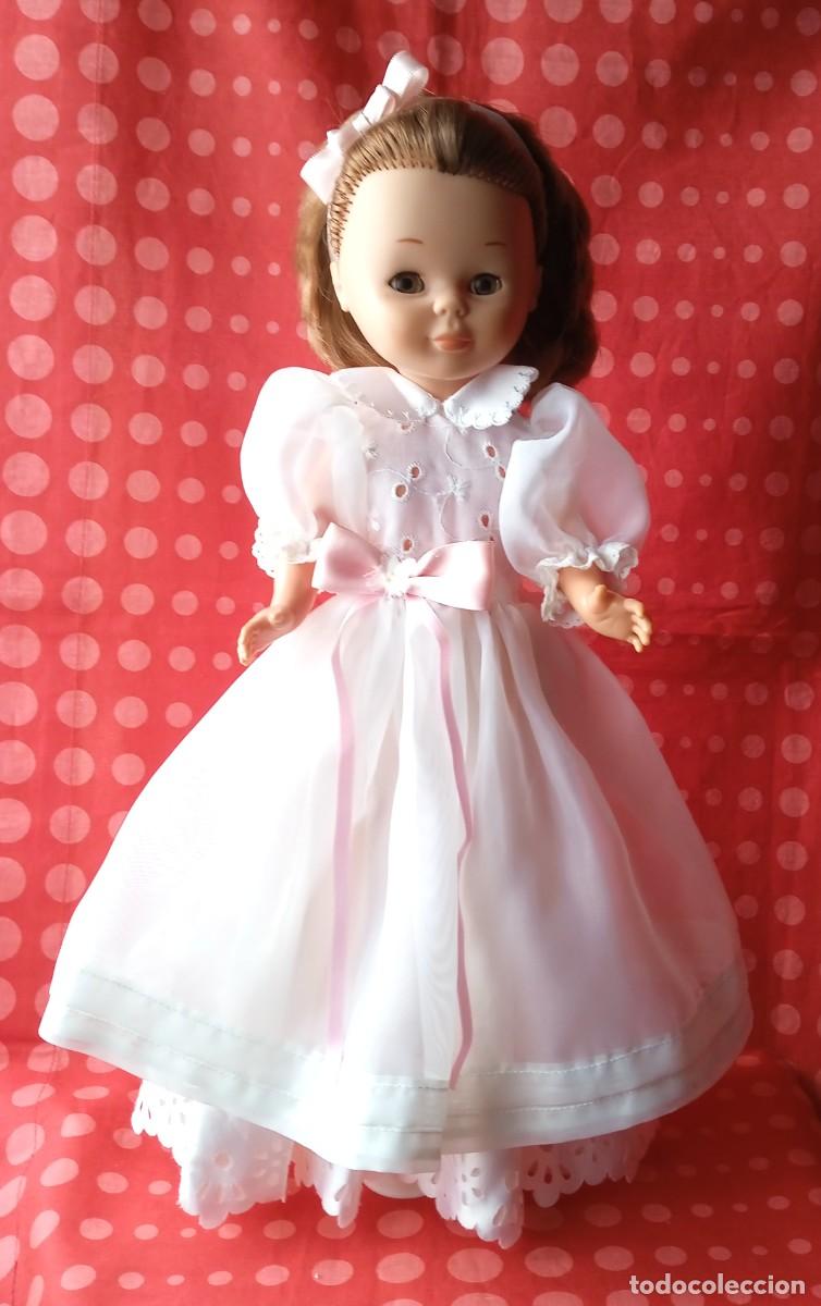 Mu&ntilde;ecas Nancy y Lucas: VESTIDO COMUNION NANCY A&Ntilde;OS 70 - Foto 1