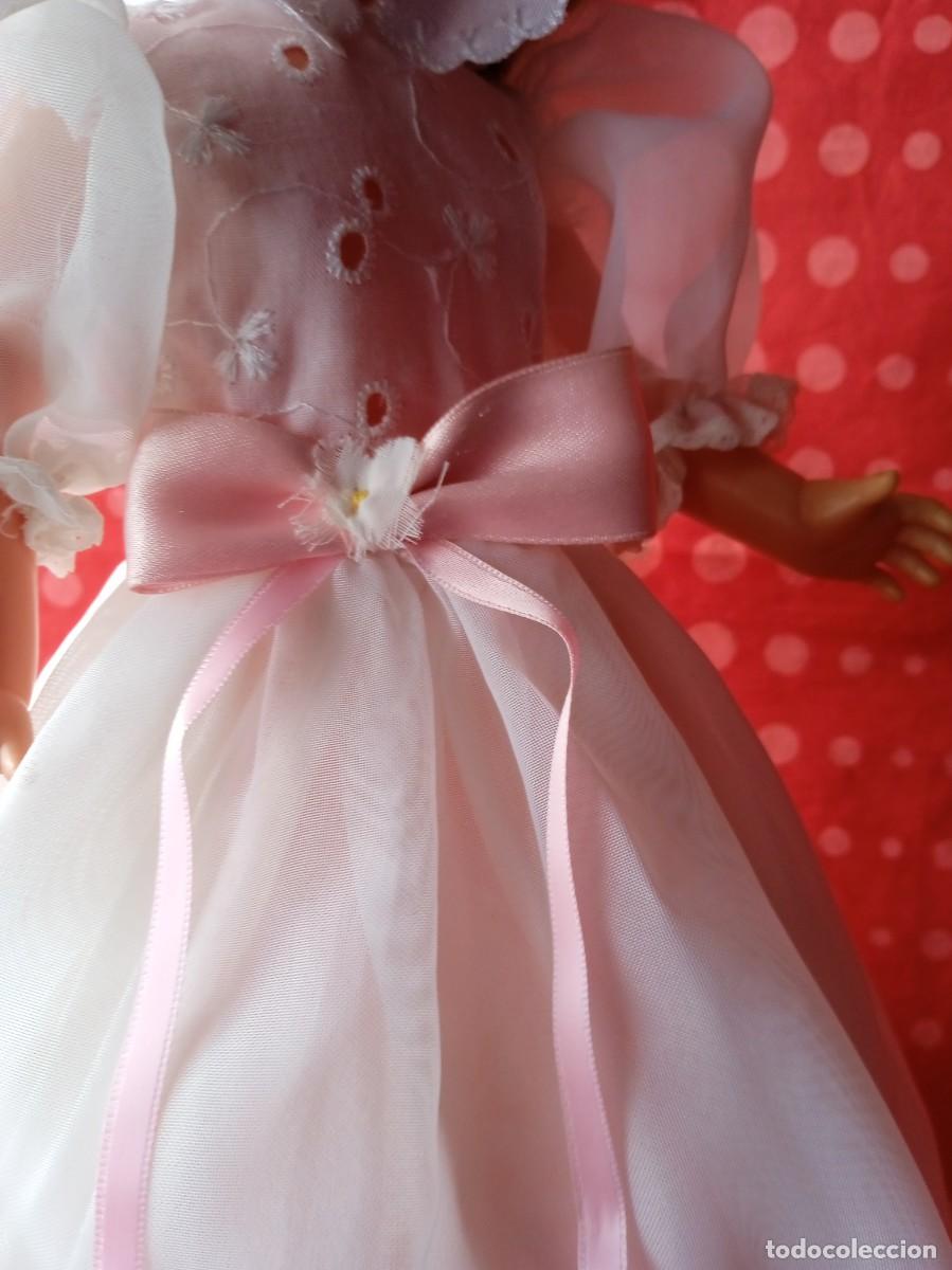 Mu&ntilde;ecas Nancy y Lucas: VESTIDO COMUNION NANCY A&Ntilde;OS 70 - Foto 3