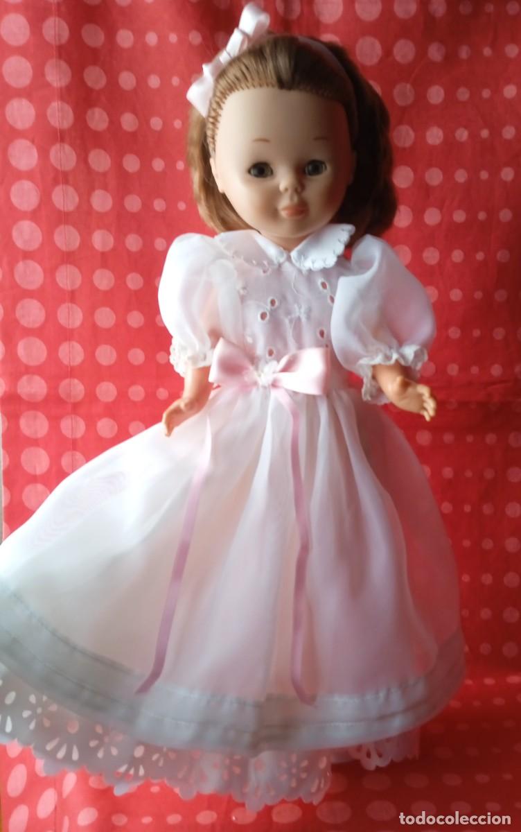 Mu&ntilde;ecas Nancy y Lucas: VESTIDO COMUNION NANCY A&Ntilde;OS 70 - Foto 4
